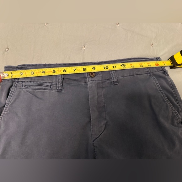 American Eagle Outfitters Blue Flat Front Shorts - Size 32 - Picture 7 of 7